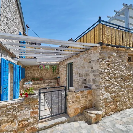 Appartement House Mia