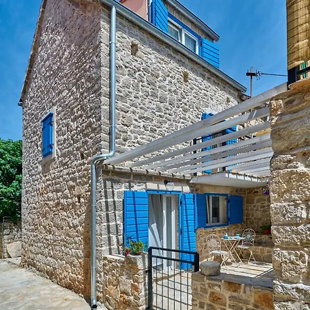 House Mia * Donje Selo na Solti